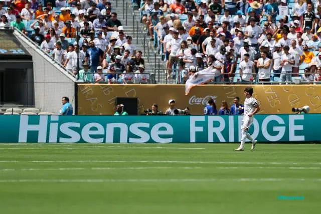 融亿操盘 世俱杯奇葩一战！10人皇马射门8-25落后，三次反击破门打懵对手