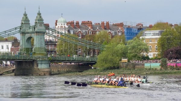 博盈证券 “完美风暴”席卷英国高校，接收美国留学生能否缓解财政危机？